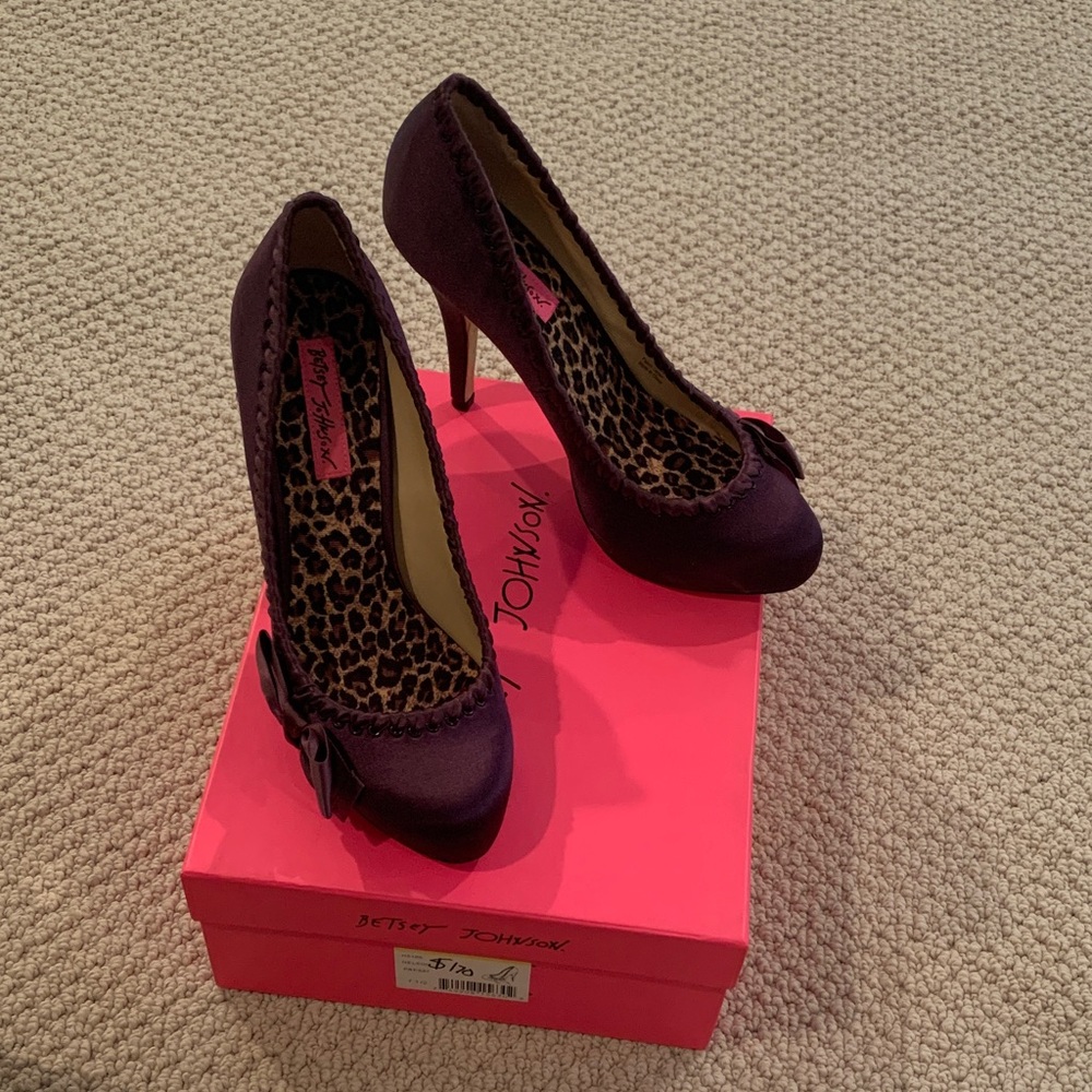 Betsey Johnson Dark Purple Heels with Bow Accent